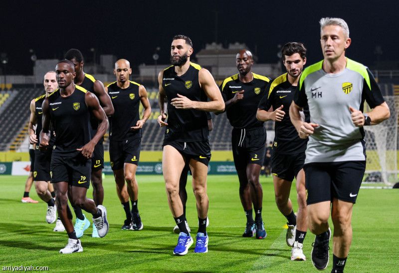 معسكر خليجي يجهز الاتحاد