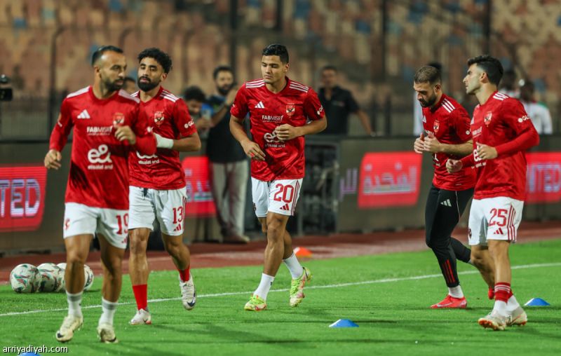 الأهلي يحتج أمام الاتحاد القاري