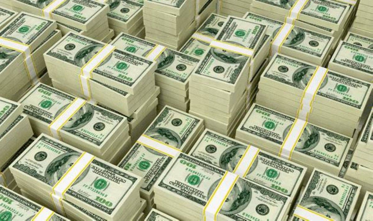 من مفلس إلى مليونير.. هاتف مستعمل صنع ثروة بملايين الدولارات