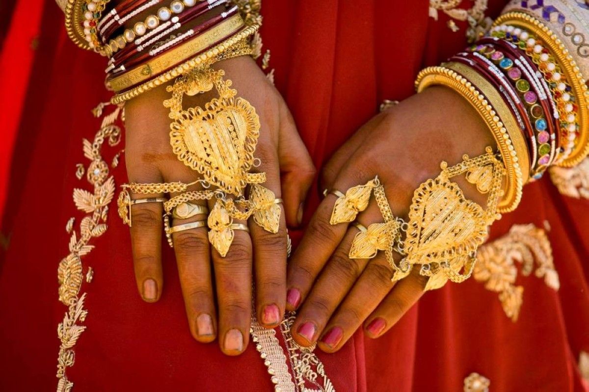 الهند تسرع استعادة الذهب المخزن في الخارج خوفاً من مصير روسيا