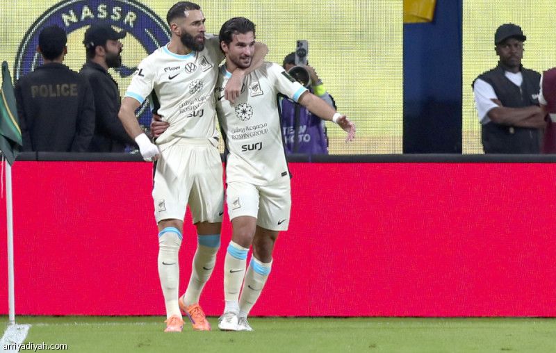 تقييم الكلاسيكو.. عوّار الأول والجليدان الأخير