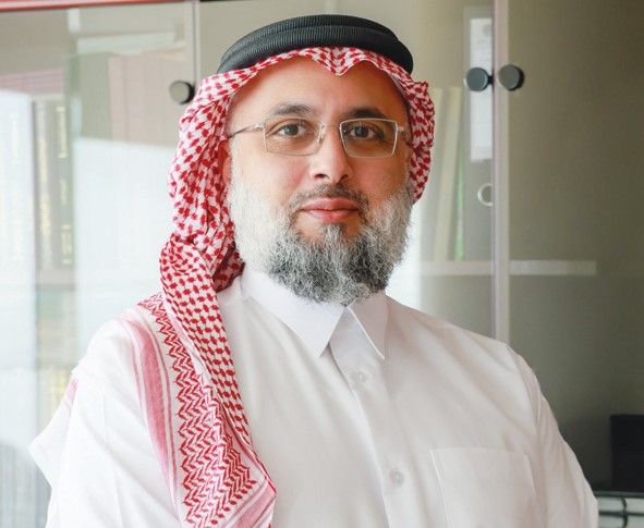 عبر منظور حضاري إسلامي متوازن.. د. أحمد بن محمد: «كتاب الأمة».. قراءة فكرية معمّقة في العلاقة مع الغرب