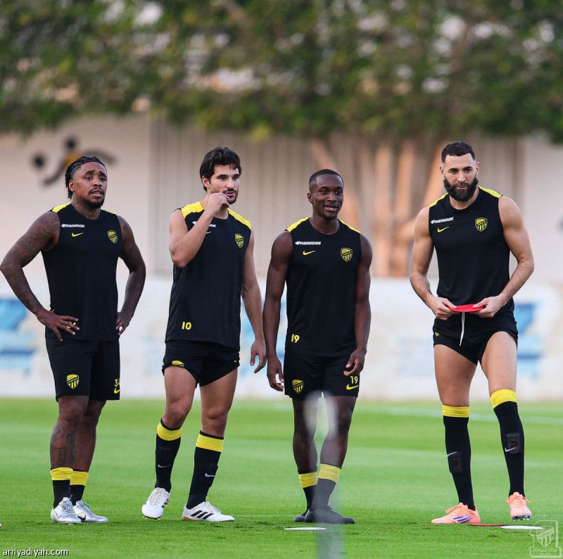 مواجهة الرياض.. الاتحاد يطلب تعديل التوقيت