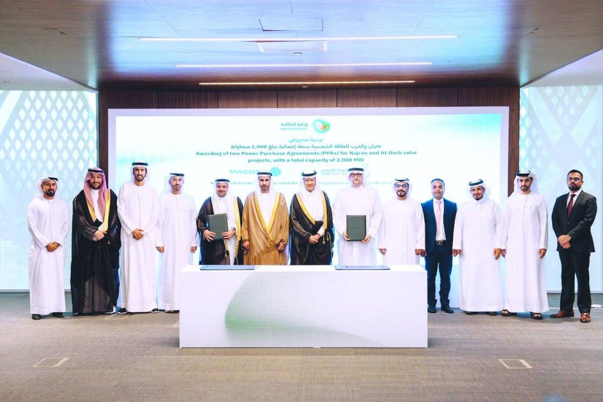 «مصدر» تطور محطتين للطاقة الشمسية بقدرة إجمالية تبلغ 2 جيجاواط في السعودية