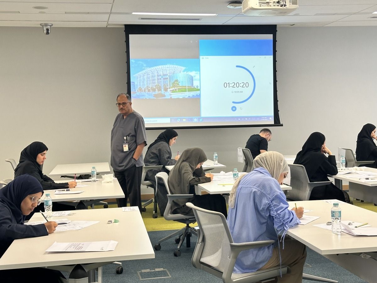 «الصحة»: 326 طبيباً في 19 برنامجاً ينهون اختبارات «البورد القطري»