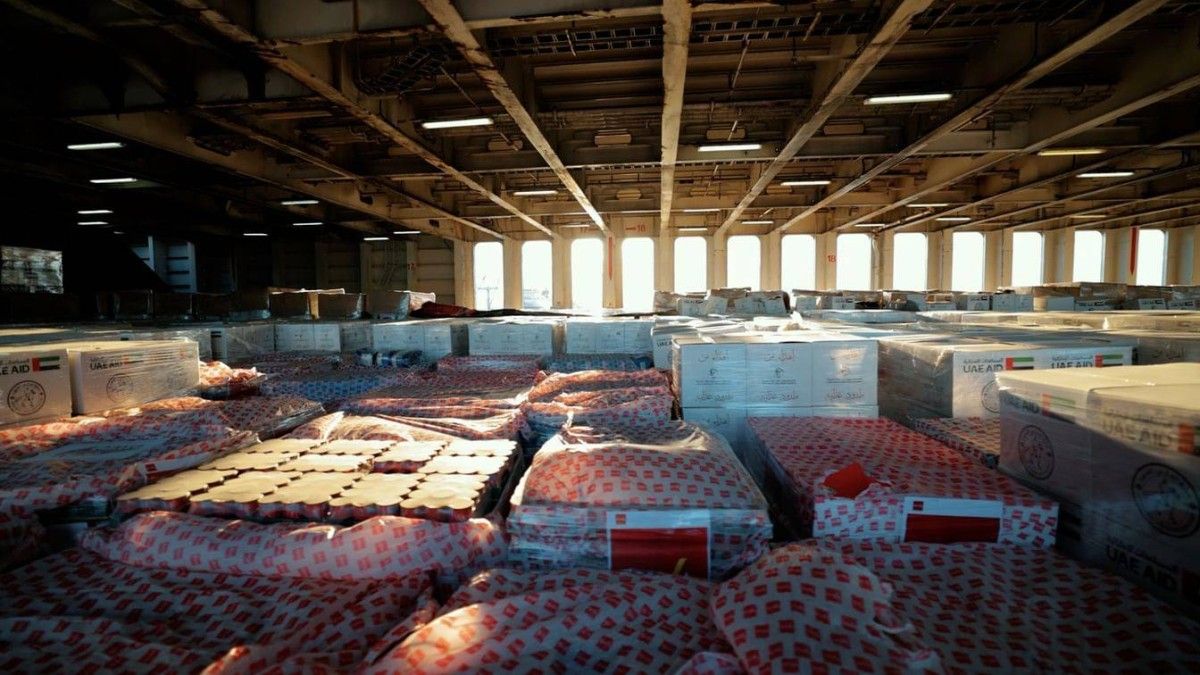 سفينة الإمارات الإنسانية تغيث غزة بـ 7,200 طن من المساعدات