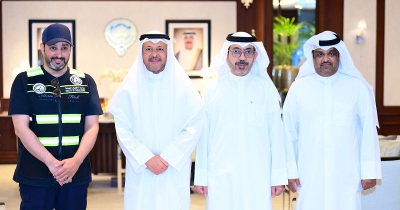 محافظ الفروانية وممثلو «الأشغال» بحثوا مستجدات صيانة الطرق