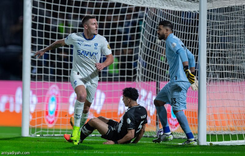 كفة الهلال والشباب تتساوى في أكتوبر