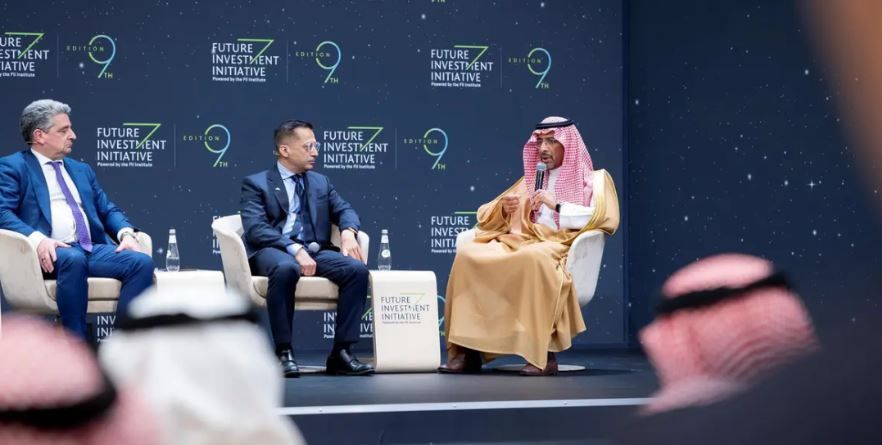 “الابتكار” و”أرامكو” تختتمان البرنامج المشترك للذكاء الاصطناعي