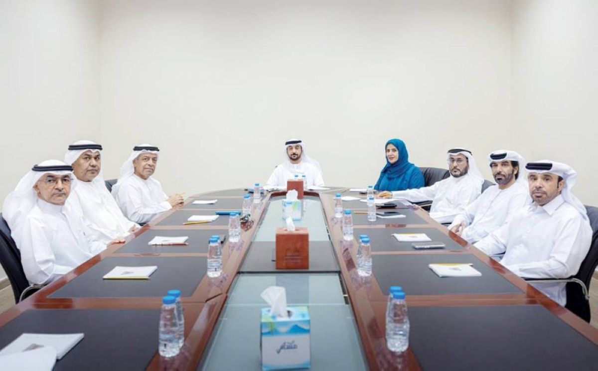 لجنة إعداد التوصيات بـ «استشاري الشارقة» تبحث تحسين انسيابية المرور