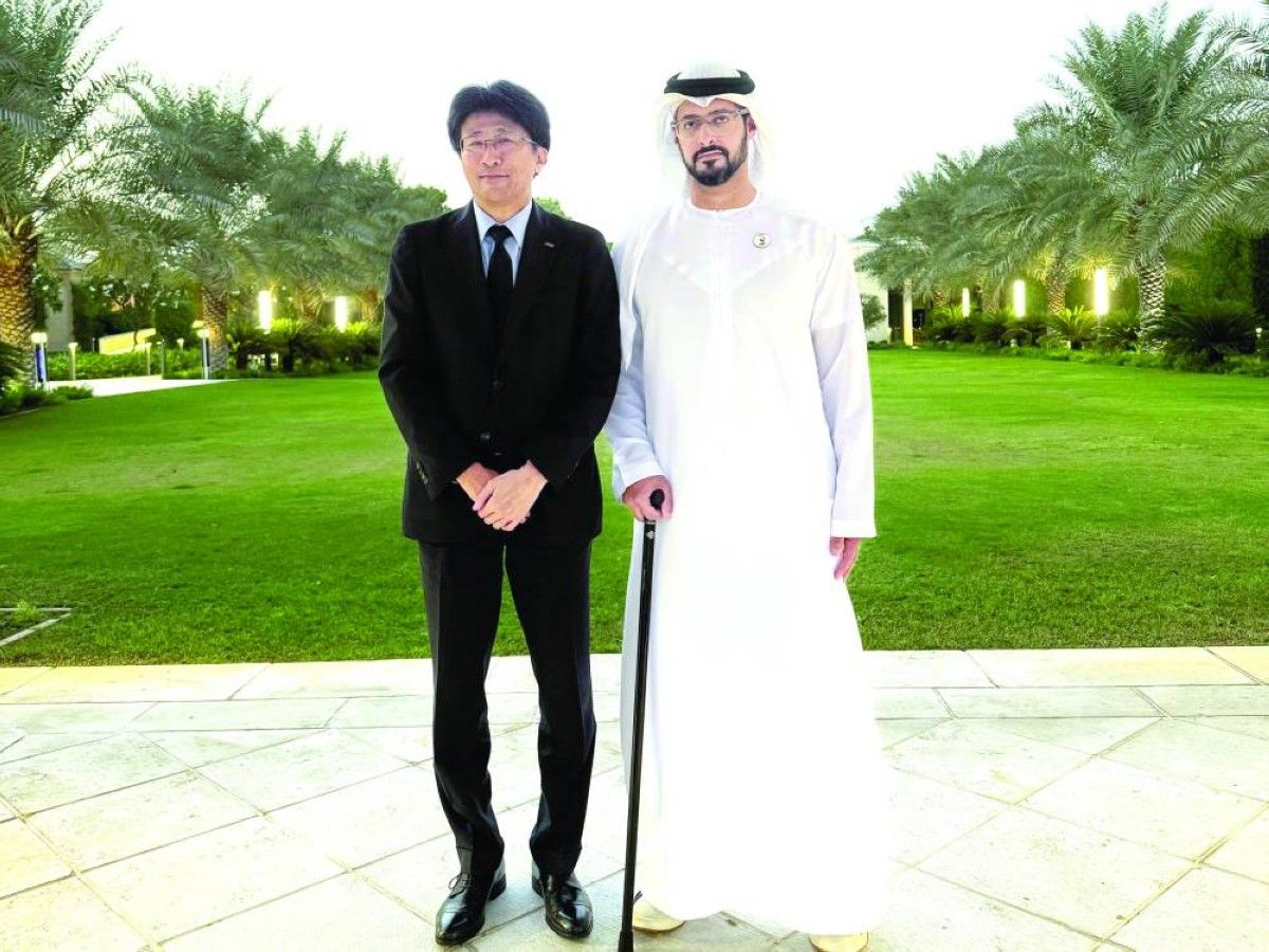 زايد بن حمدان بن زايد يبحث تعزيز التعاون مع «ميزوهو» المالية