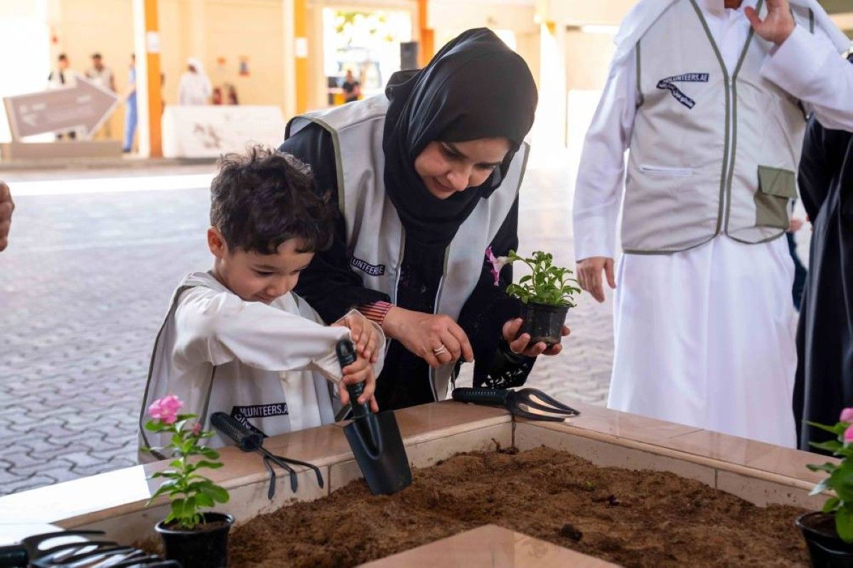 300 متطوع في مبادرة تعليمية بالشارقة