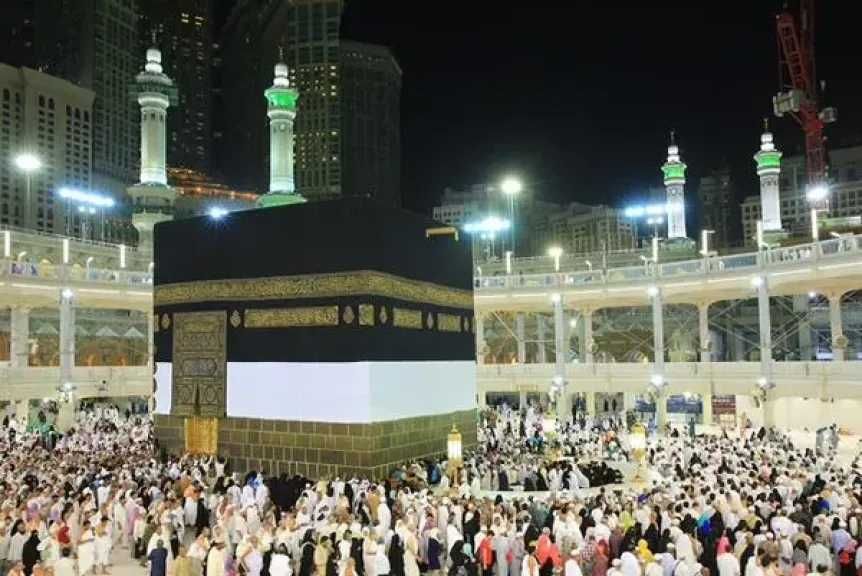 قرار مفاجئ لوزارة الحج السعودية بتعديلات جديدة على تأشيرات العمرة