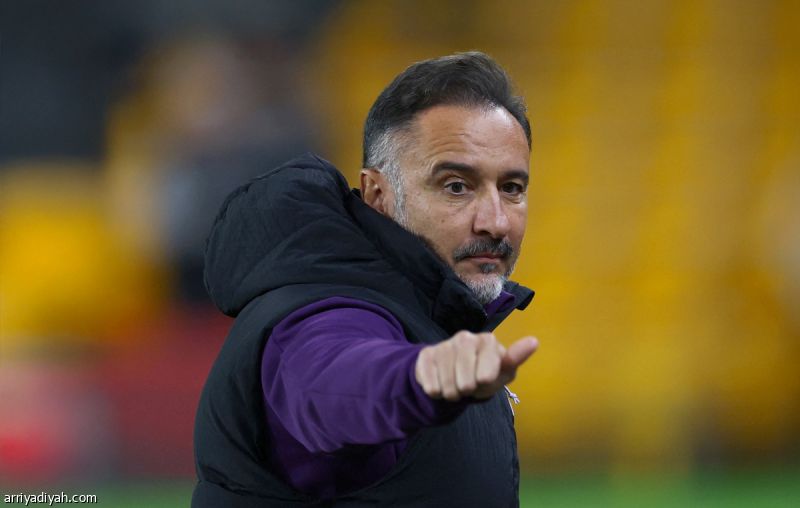 بعد 11 شهرا.. وولفرهامبتون يقيل بيريرا