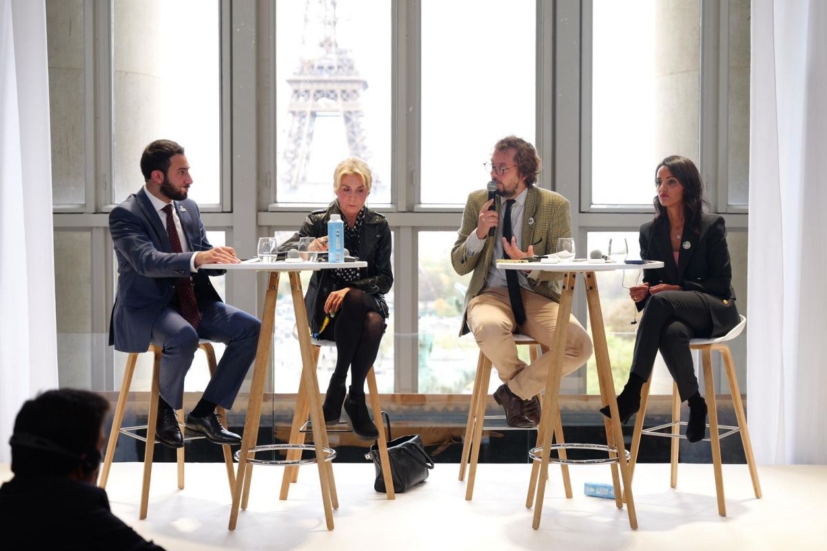 مركز مناظرات قطر يسلط الضوء على الدور المزدوج لوسائل الإعلام الرقمية في حل النزاعات