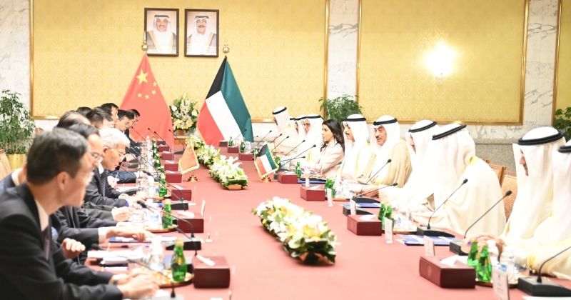 سمو ولي العهد ونائب الرئيس الصيني يترأسان جلسة المباحثات الرسمية