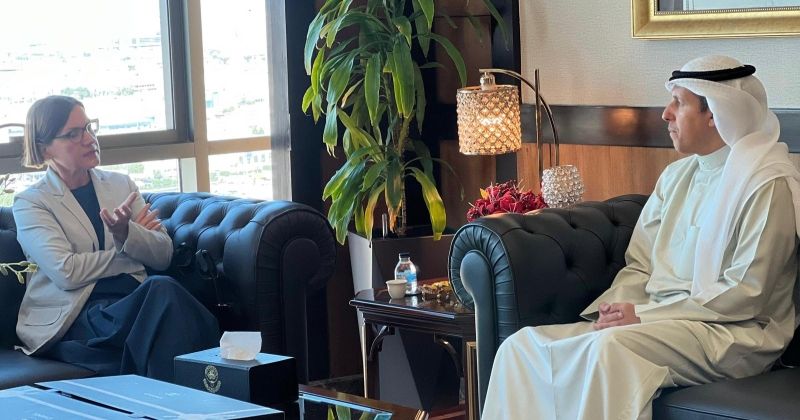 وزير «الأوقاف» يبحث مع اللجنة الدولية للصليب الأحمر سبل تعزيز التعاون الإنساني