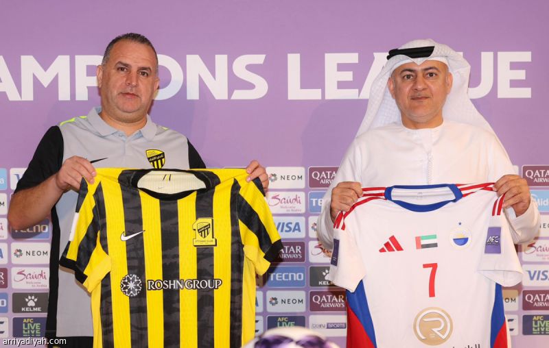 الاتحاد يختار الطقم الأساسي.. والشارقة بالأبيض