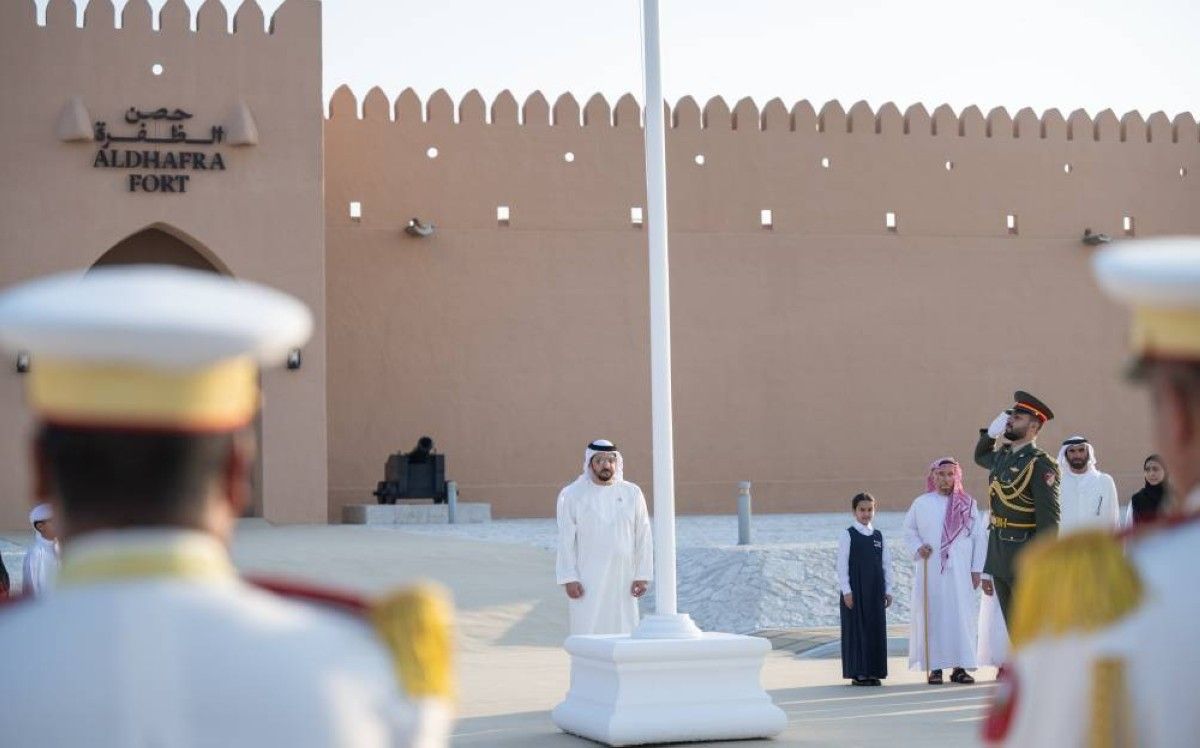 حمدان بن زايد: علم الإمارات رمز لوحدة الوطن وعزيمة أبنائه الصلبة