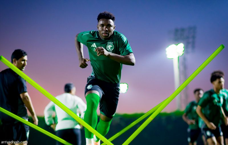 «الثمامة» يجهز الأخضر قبل المونديال