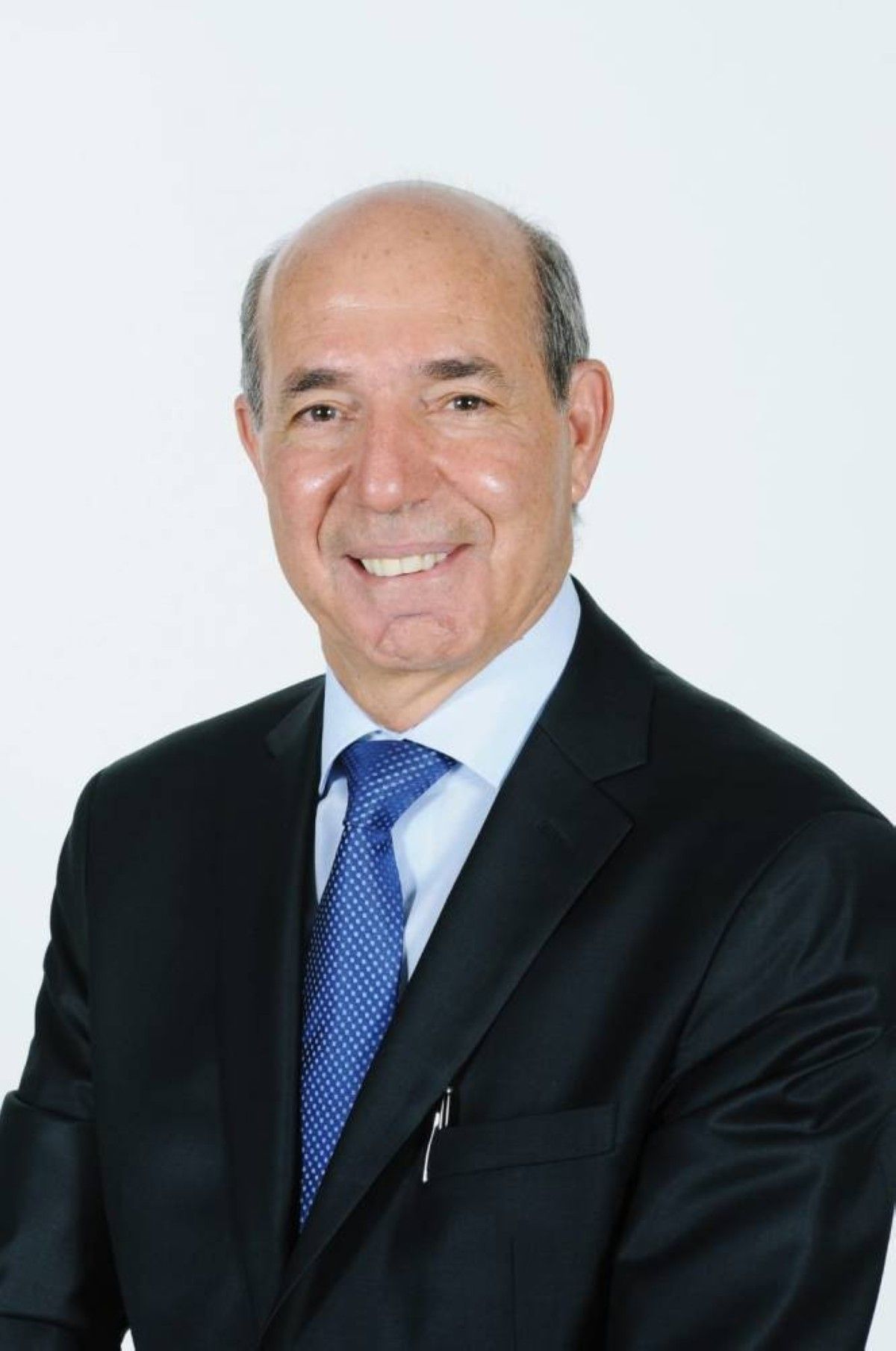 «سرغاز» الإماراتية تعزز ريادتها في قطاع الطاقة محلياً وإقليمياً