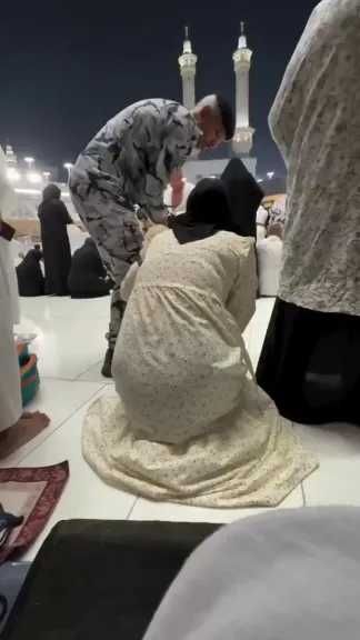 إعلان للسلطات السعودية بشأن ‘‘فيديو’’ المشادّة بين معتمر ورجل أمن داخل الحرم المكي