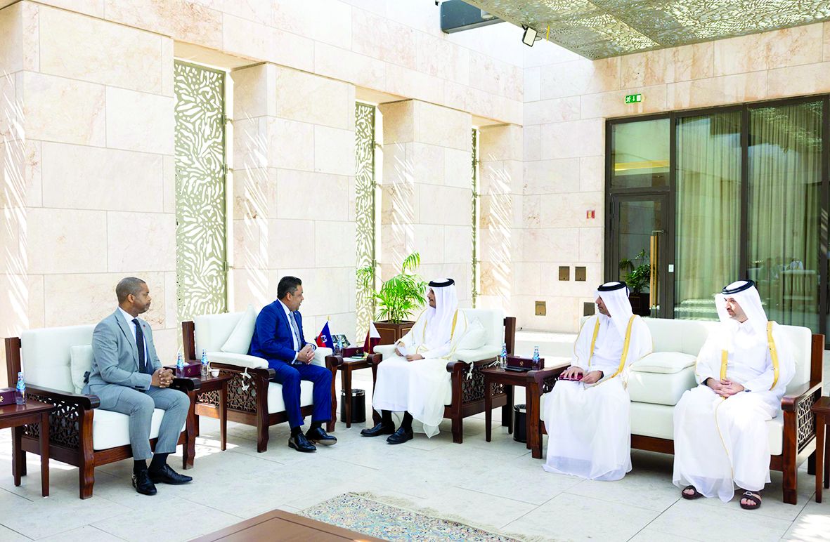 مباحثات تعاون مع هايتي