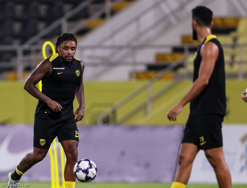 بطولة دولية في ضيافة «العميد»