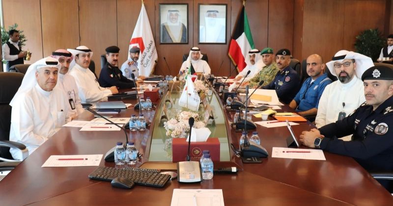 حمود المبارك مترئساً اجتماع اللجنة العليا للإنقاذ