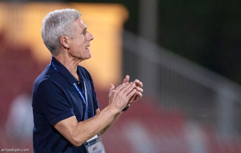 بعد 5 أشهر.. الوصل يقيل كاسترو