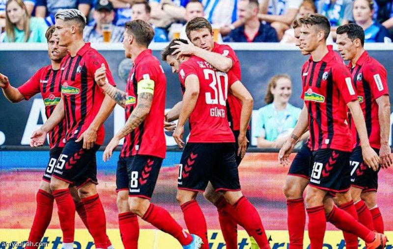 عطل طائرة فرايبورج تؤجل مواجهة نيس