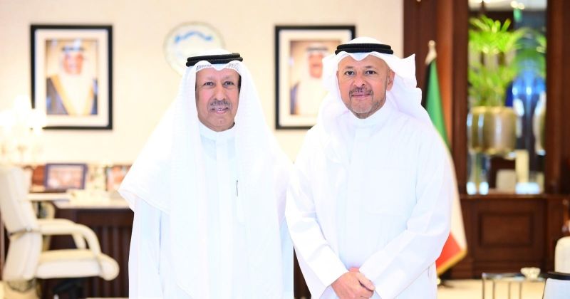 محافظ الفروانية يشيد بالدورالثقافي لديوانية شعراء النبط