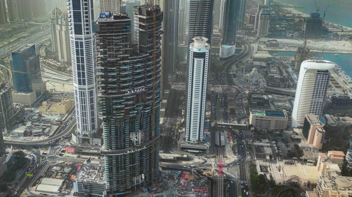 داماك تعلن عن إنجاز الهيكل الإنشائي لأول برج في العالم يحمل توقيع علامة كافالي الفاخرة بتكلفة مليار درهم