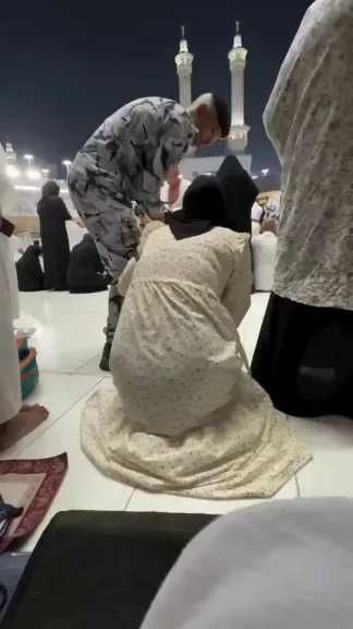 بعد الضجة الواسعة.. المعتمر الذي تشاجر مع رجل أمن في الحرم المكي يظهر من جديد ويكشف تفاصيل الواقعة (فيديو)