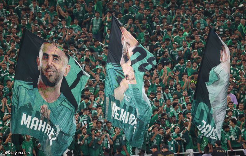 مدرج الأهلي دون «تيفو»