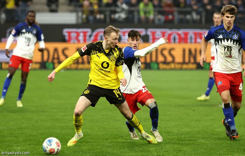 دورتموند يعود بنقطة من هامبورج