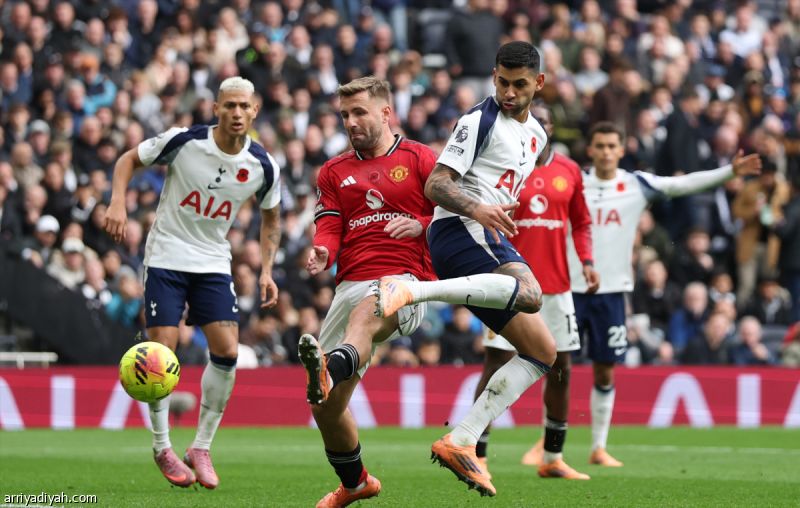 بالقاتل.. يونايتد يخطف التعادل أمام توتنام
