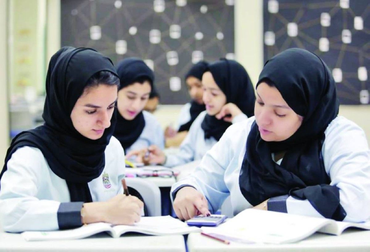 99.6 % معدل الإلمام بالقراءة والكتابة لدى الفئة 15 - 24 عاماً في الإمارات