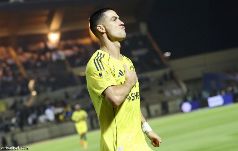 رونالدو 100 مساهمة.. ونيوم يدخل القائمة