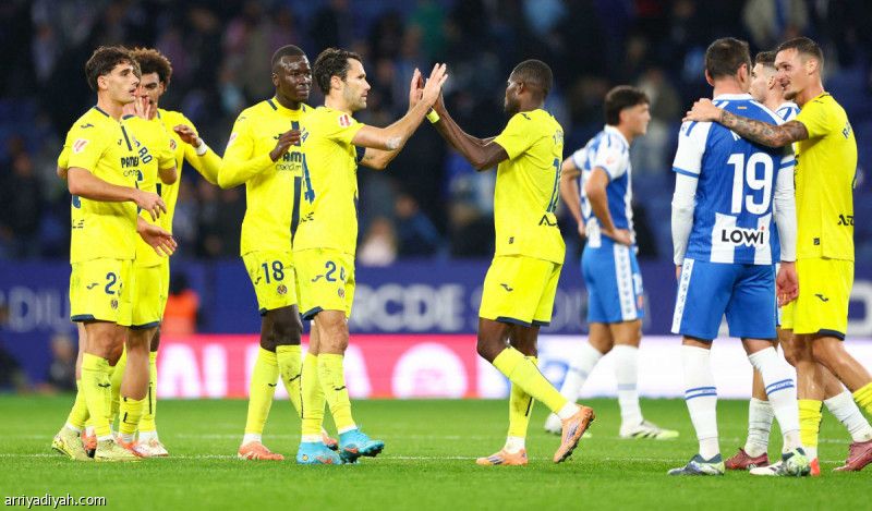 إسبانيول يسقط أمام «الغواصات الصفراء»