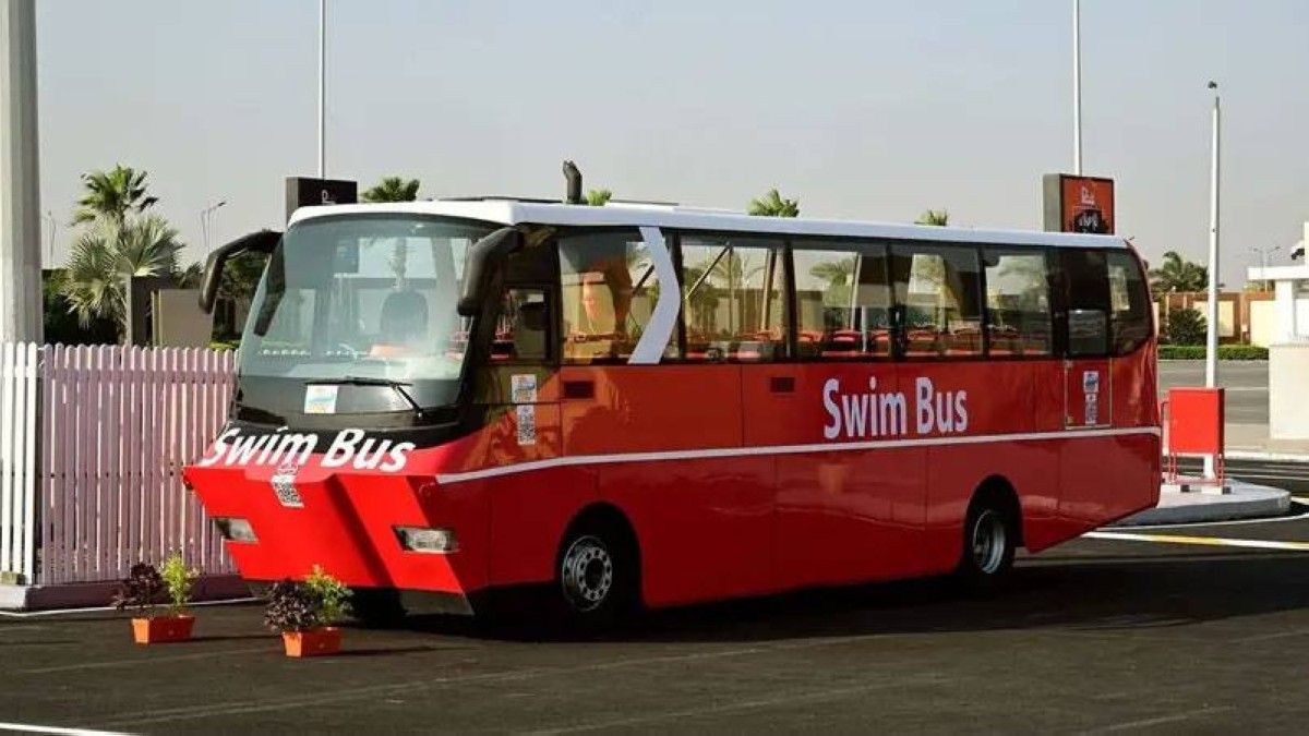 مصر تعلن عن أول أتوبيس برمائي لخدمة السياحة