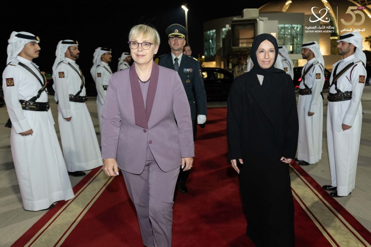 رئيسة سلوفينيا تغادر الدوحة