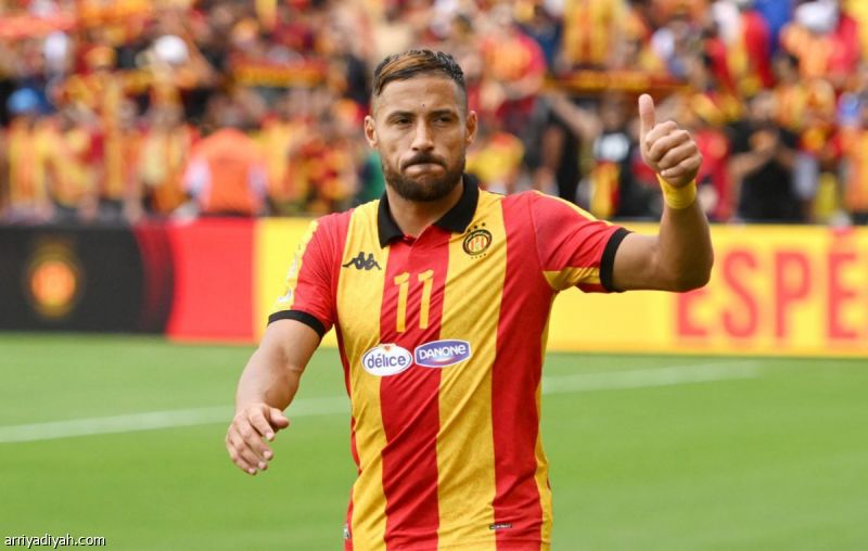 الرباط الصليبي يضرب بلايلي