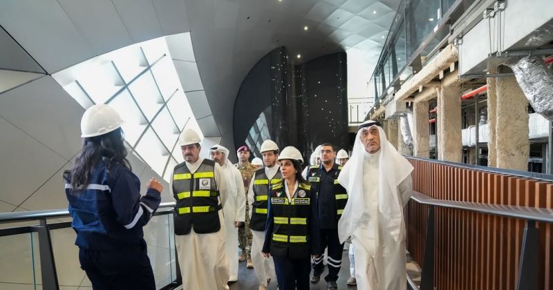 العبدالله يتفقد مشروع مطار الكويت الدولي الجديد T2