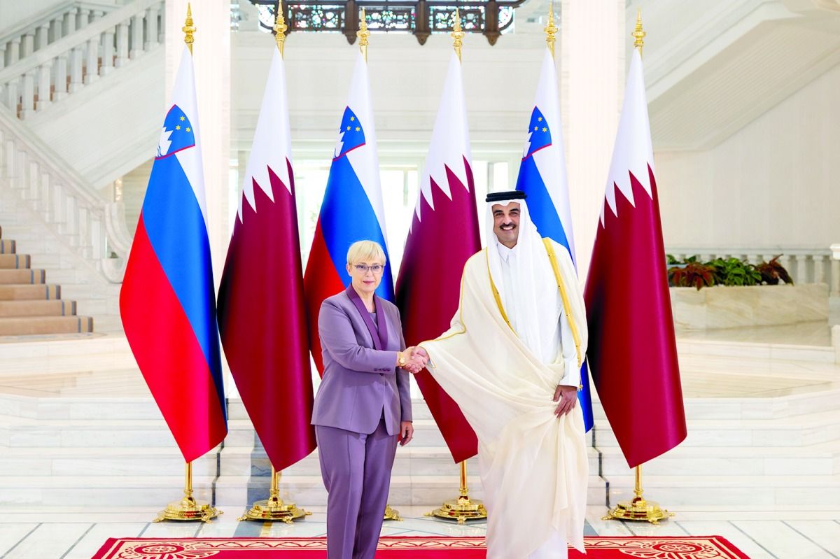 صاحب السمو يعقد جلسة مباحثات مع الرئيسة موسار.. قطر وسلوفينيا توطدان التعاون
