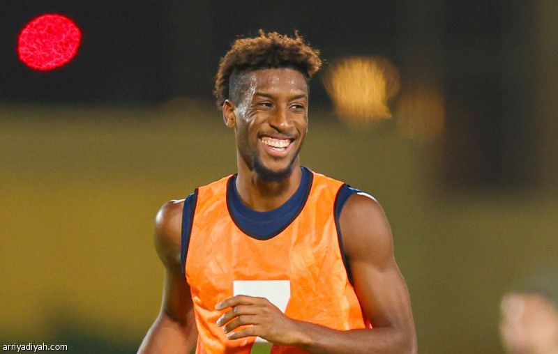 الثلاثاء.. كومان جلسة أخيرة وإجازة