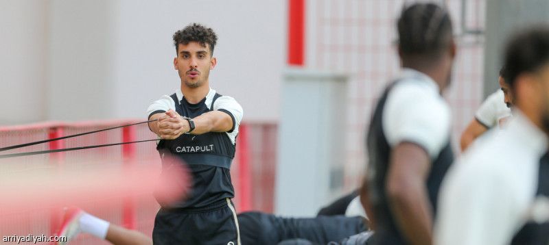 هولشتاين الألماني يطلب العنزي