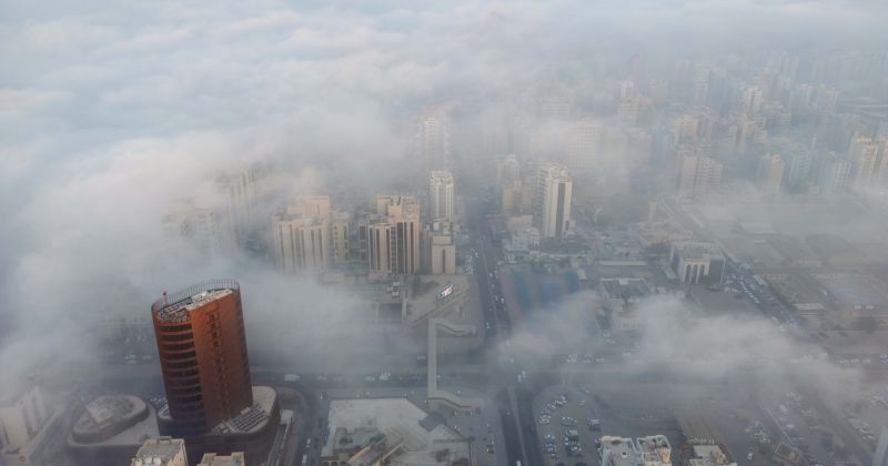 «الأرصاد»: فرص لضباب كثيف مساءً وانعدام الرؤية في بعض المناطق