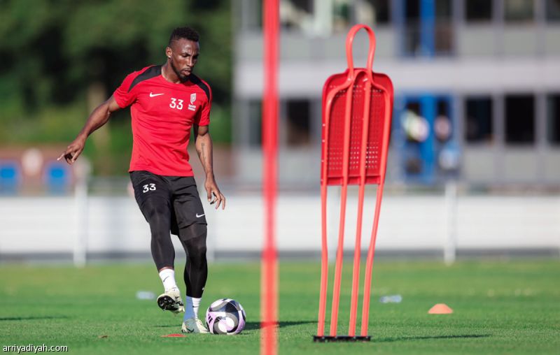 كينيونيس مهدد بالغياب أمام الأهلي