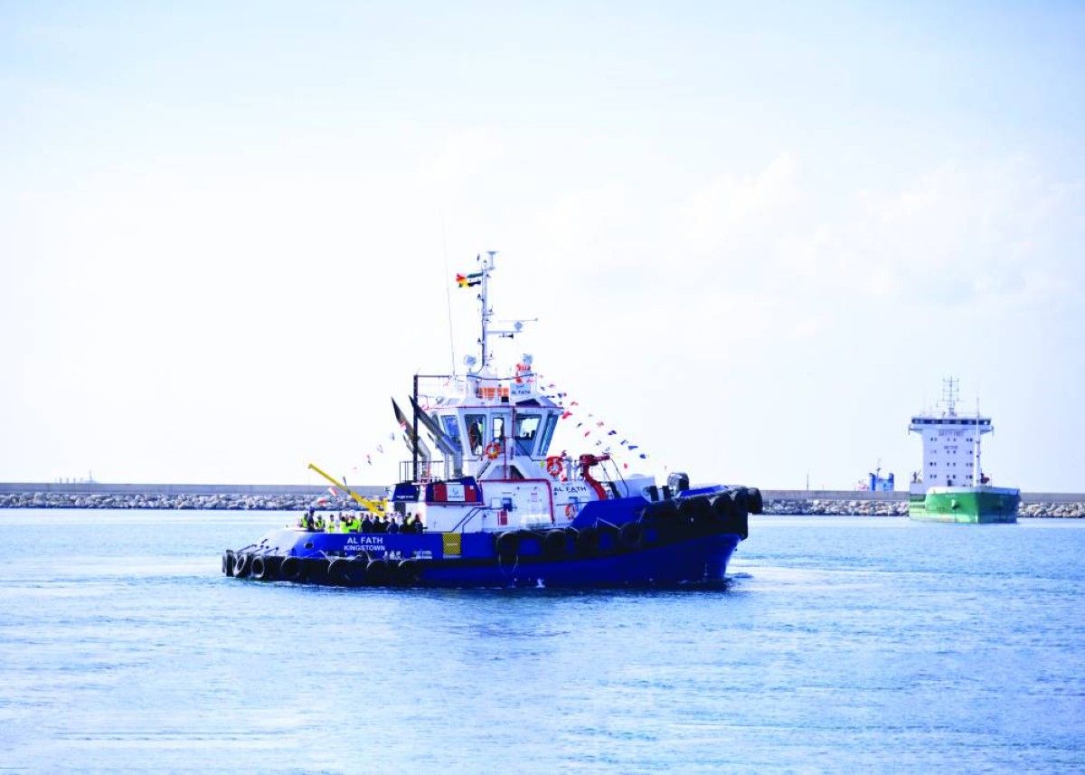 موانئ دبي العالمية تبدأ رسمياً عملياتها التشغيلية في ميناء طرطوس